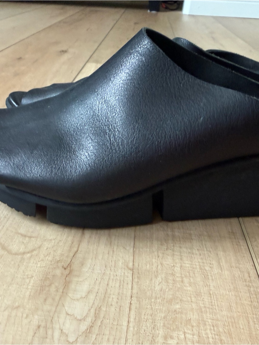 Trippen Women’s Black Leather Platform Mules